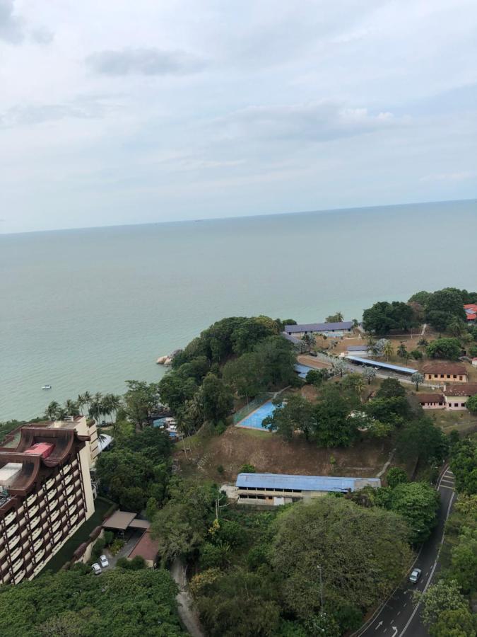 Beach Resort Home Stay Sri Sayang Apartment Batu Ferringhi 2Bedroom Exteriör bild