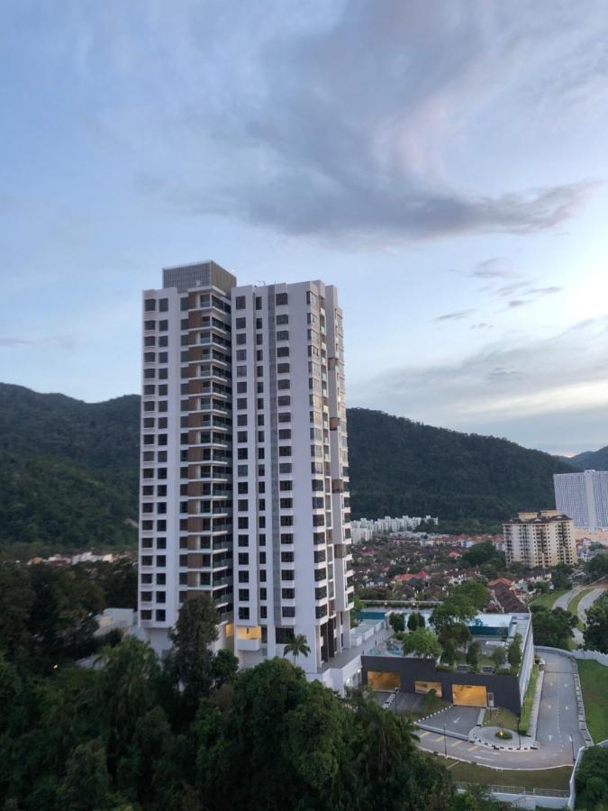 Beach Resort Home Stay Sri Sayang Apartment Batu Ferringhi 2Bedroom Exteriör bild